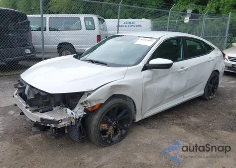 2019 Honda Civic Sport z USA, uszkodzony, nr VIN 2HGFC2F86KH574791